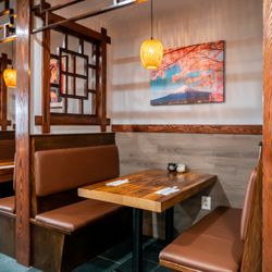 Taka Japanese Restaurant - Cozy Dining Area