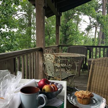 Cypress Moon Inn Bed & Breakfast - We ate breakfast on the porch each morning - Hotels Near Me - Kitty Hawk, North Carolina Cypress Moon Inn Bed & Breakfast - We ate breakfast on the porch each morning - Hotels Near Me - Kitty Hawk, North Carolina