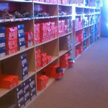 Famous Footwear - Shoe Stores Near Me - Denver, Colorado