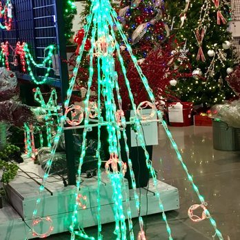 Brite Ideas Decorating - Holiday Decorating Services Near Me - Omaha, Nebraska Brite Ideas Decorating - Holiday Decorating Services Near Me - Omaha, Nebraska