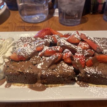 Alexanders Cafe - Banana bread French toast - Diners Near Me - Elgin, Illinois