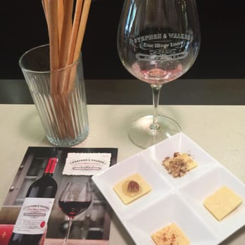 Stephen & Walker - A lovely tasting! - Wine Tasting Room Near Me - Healdsburg, California Stephen & Walker - A lovely tasting! - Wine Tasting Room Near Me - Healdsburg, California