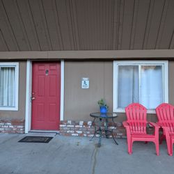 Bigfoot Motel