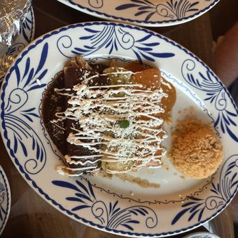 La Minerva - Mexican Near Me - North Charleston, South Carolina