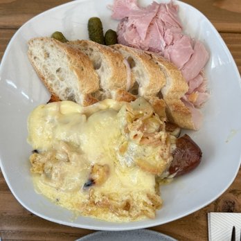Kustaa Cheese & Wine - Raclette plate - Beer, Wine & Spirits Near Me - Los Angeles, California Kustaa Cheese & Wine - Raclette plate - Beer, Wine & Spirits Near Me - Los Angeles, California