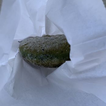 Cafe Dulce - Green tea donut with vanilla crème fill - Coffee & Tea Near Me - Los Angeles, California