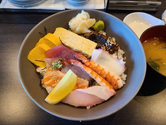 Tai Tai Japanese by null