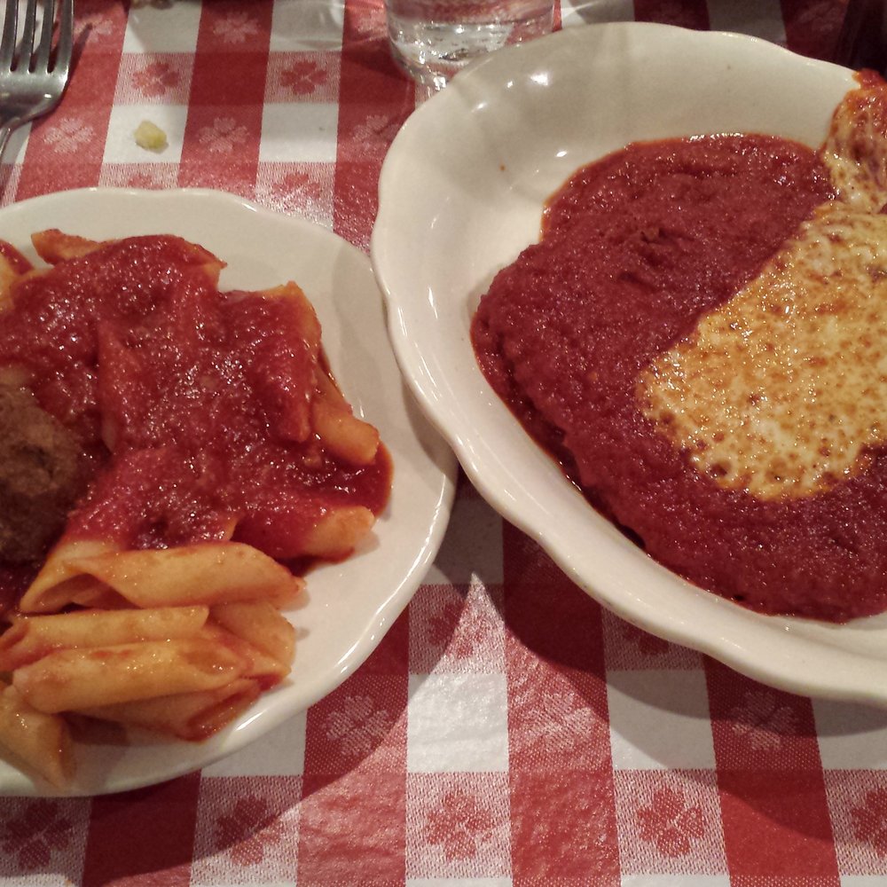Chef's Restaurant - Chicken parm - Italian Near Me - Buffalo, New York Chef's Restaurant - Chicken parm - Italian Near Me - Buffalo, New York