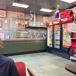 Short Stop Pizzeria