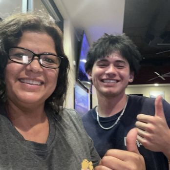 Mountain Mike's Pizza - Pizza was amazing and Rugo has a true genuine customer service. Wishing him the best. - Pizza Near Me - Temecula, California