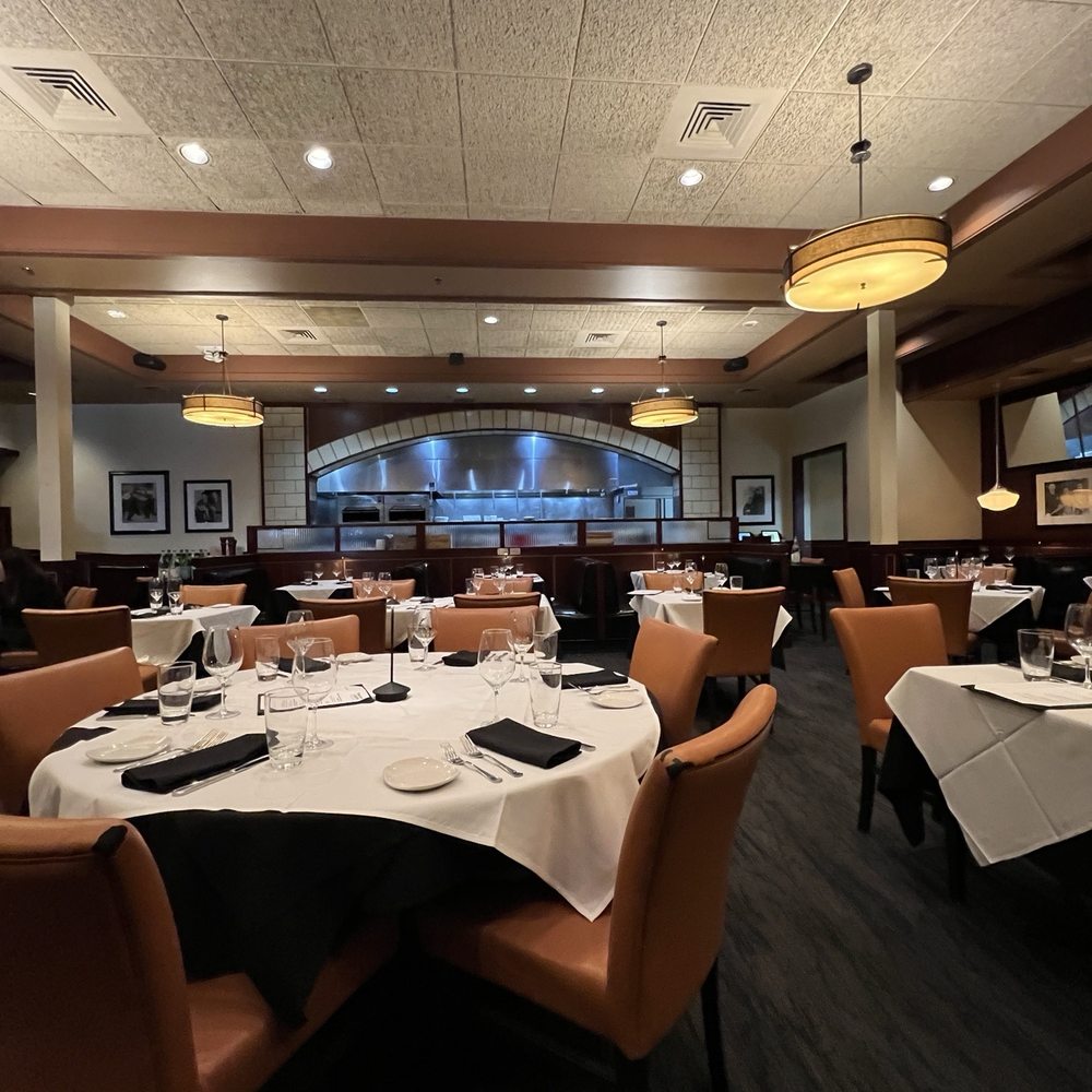Sullivan's Steakhouse - Steakhouses Near Me - Tucson, Arizona Sullivan's Steakhouse - Steakhouses Near Me - Tucson, Arizona