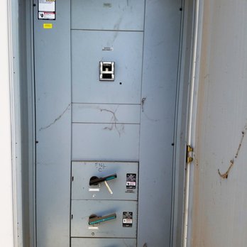 RWK Electric - 800 Amp SES - Electricians Near Me - Phoenix, Arizona RWK Electric - 800 Amp SES - Electricians Near Me - Phoenix, Arizona