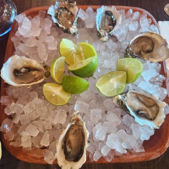 Mariscos Choix - Oysters half dozen regular - Seafood Near Me - Downey, California Mariscos Choix - Oysters half dozen regular - Seafood Near Me - Downey, California