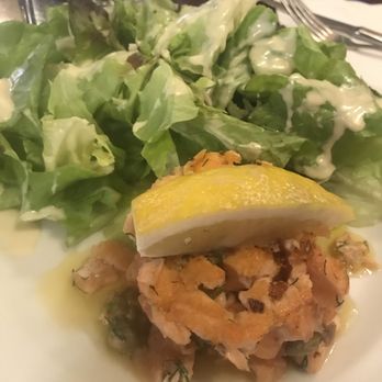 Victoires - Salmon Tartare - French Near Me - Paris, 75
