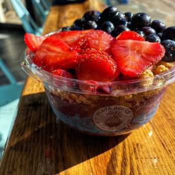 Playa Bowls - Pura Vida bowl - Juice Bars & Smoothies Near Me - Tarrytown, New York Playa Bowls - Pura Vida bowl - Juice Bars & Smoothies Near Me - Tarrytown, New York