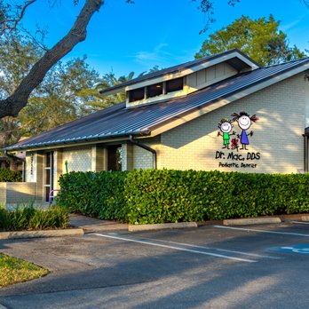 Si McAninch, DDS - Pediatric Dentists Near Me - Sarasota, Florida Si McAninch, DDS - Pediatric Dentists Near Me - Sarasota, Florida