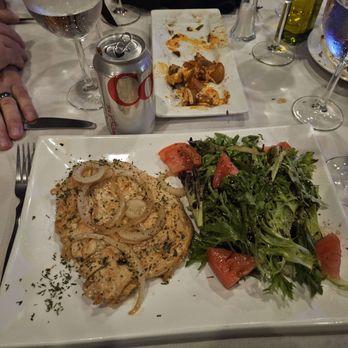 La Taberna Giralda - Grilled Chicken and salad, very tender - Spanish Near Me - Coral Gables, Florida La Taberna Giralda - Grilled Chicken and salad, very tender - Spanish Near Me - Coral Gables, Florida