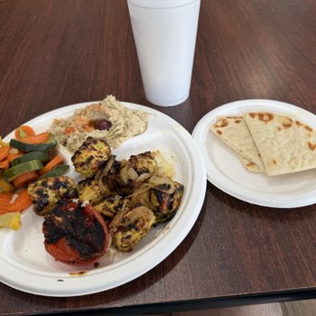 King Kabab - Chicken Kabob with Baba Ganoush steamed veggies and pita - Mediterranean Near Me - Orange Park, Florida King Kabab - Chicken Kabob with Baba Ganoush steamed veggies and pita - Mediterranean Near Me - Orange Park, Florida