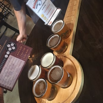Pompano Beach Brewing Company - Banjo flight - Breweries Near Me - Pompano Beach, Florida Pompano Beach Brewing Company - Banjo flight - Breweries Near Me - Pompano Beach, Florida