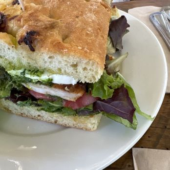 High Hand Cafe - Pesto chicken Sandwich - New American Near Me - Loomis, California High Hand Cafe - Pesto chicken Sandwich - New American Near Me - Loomis, California