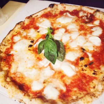 Pizza del Sortidor - Pizza Near Me - Barcelona, B Pizza del Sortidor - Pizza Near Me - Barcelona, B