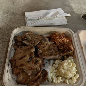 Me's BBQ - bbq chicken & #kalbi (ribs) combo - Korean Near Me - Honolulu, Hawaii