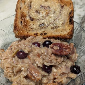 Quaker Foods & Beverages - Quaker oats with blueberries, pecans and honey Toasted cinnamon raisin bread - Grocery Near Me - Chicago, Illinois Quaker Foods & Beverages - Quaker oats with blueberries, pecans and honey Toasted cinnamon raisin bread - Grocery Near Me - Chicago, Illinois