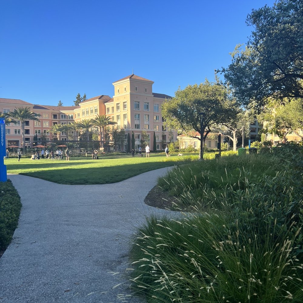 Meadow Park - Parks Near Me - Santa Clara, California