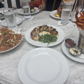 RH Rooftop Restaurant at RH West Palm - Chicken salad shrimp potato fries - Wine Bars Near Me - West Palm Beach, Florida RH Rooftop Restaurant at RH West Palm - Chicken salad shrimp potato fries - Wine Bars Near Me - West Palm Beach, Florida