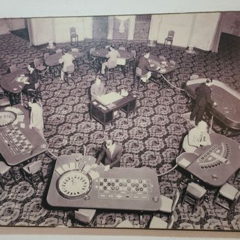 Bar Andaluz - Old pic of the casino - Bars Near Me - Ensenada, BCN