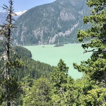 Thunder Knob Trail - Peek-a-boo views of Diablo Lake - Hiking Near Me