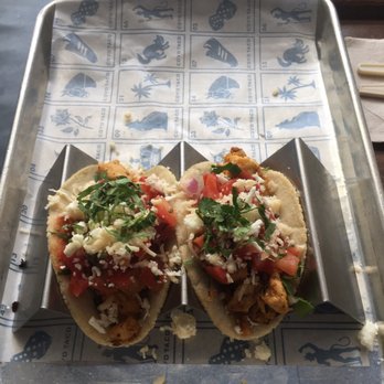 Coyo Taco - Chicken tacos on corn tortillas - Mexican Near Me - Miami, Florida