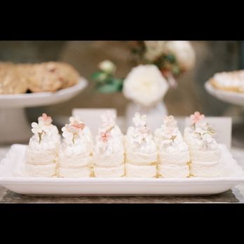 Palette Cakes - Bakeries Near Me - Carmichael , California