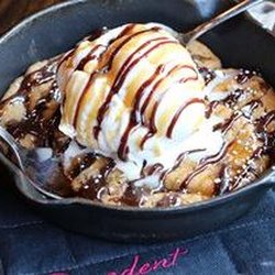 Decadent A Coffee and Dessert Bar