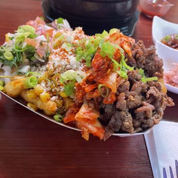 Mini Bar Seattle - Bulgogi fries - Bars Near Me - Seattle, Washington