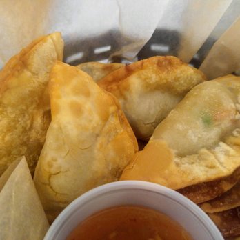 La Moon Thai Eatery - Half Moon Curry Puffs - Thai Near Me - San Diego, California La Moon Thai Eatery - Half Moon Curry Puffs - Thai Near Me - San Diego, California