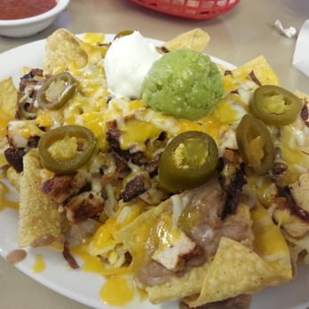 Cardona Cafe - Combination Fajita Nachos - Tex-Mex Near Me - Fort Worth, Texas