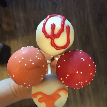 Sugar Mommy's - Cookie dough and strawberry were my favorite! - Desserts Near Me - Georgetown, Texas