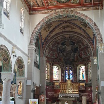 St. Gallus Kirche - Holzdecke und Hauptaltar - Landmarks & Historical Buildings Near Me - Fremdingen, BY