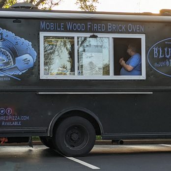 Blues Fired Pizza - Fun Food Truck! - Food Trucks Near Me - St. Louis, Missouri