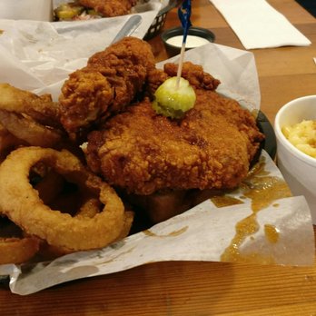 Nashbird - Mixed Hot Chicken Basket w/ Onion Rings and Mac n Cheese $9.50. - Southern Near Me - Oklahoma City, Oklahoma