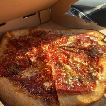 Sky High Pie - Diavola (spicy) - Italian Near Me - Joshua Tree, California Sky High Pie - Diavola (spicy) - Italian Near Me - Joshua Tree, California