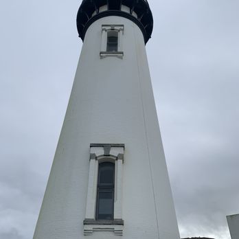 Yaquina Head Lighthouse - Landmarks & Historical Buildings Near Me - Newport, Oregon Yaquina Head Lighthouse - Landmarks & Historical Buildings Near Me - Newport, Oregon