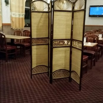 Hong Kong Treasure - Dining area - Chinese Near Me - Attleboro, Massachusetts