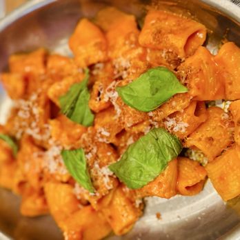 Wye Oak Tavern - Rigatoni - Bars Near Me - Frederick, Maryland Wye Oak Tavern - Rigatoni - Bars Near Me - Frederick, Maryland