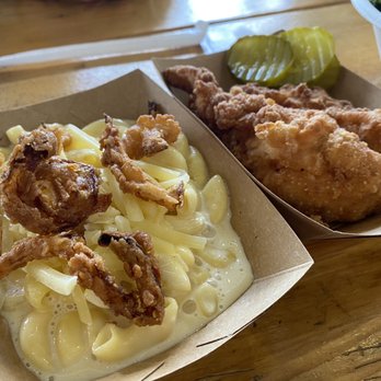 Hops & Hens - Chicken tender and Mac cheese - Chicken Shop Near Me - Dallas, Texas Hops & Hens - Chicken tender and Mac cheese - Chicken Shop Near Me - Dallas, Texas