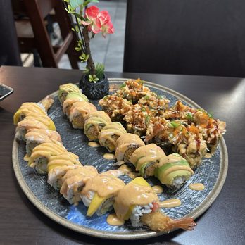 Yummy Yummy Asian Kitchen - Tiger roll, Spicy Mango Shrimp Roll (8), Volcano Roll (8) - Chinese Near Me - Estero, Florida Yummy Yummy Asian Kitchen - Tiger roll, Spicy Mango Shrimp Roll (8), Volcano Roll (8) - Chinese Near Me - Estero, Florida