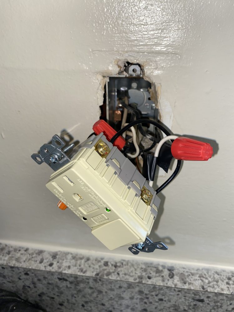 Slide of Tye Conway Construction & Services