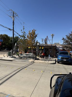 Del's Charcoal Burgers by null