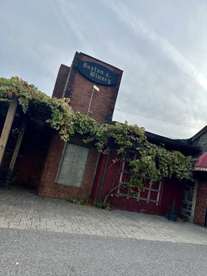 Boston Winery by null